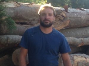 Arnaud Delphin - Entretien parcs et jardins, bucheron et vente de bois